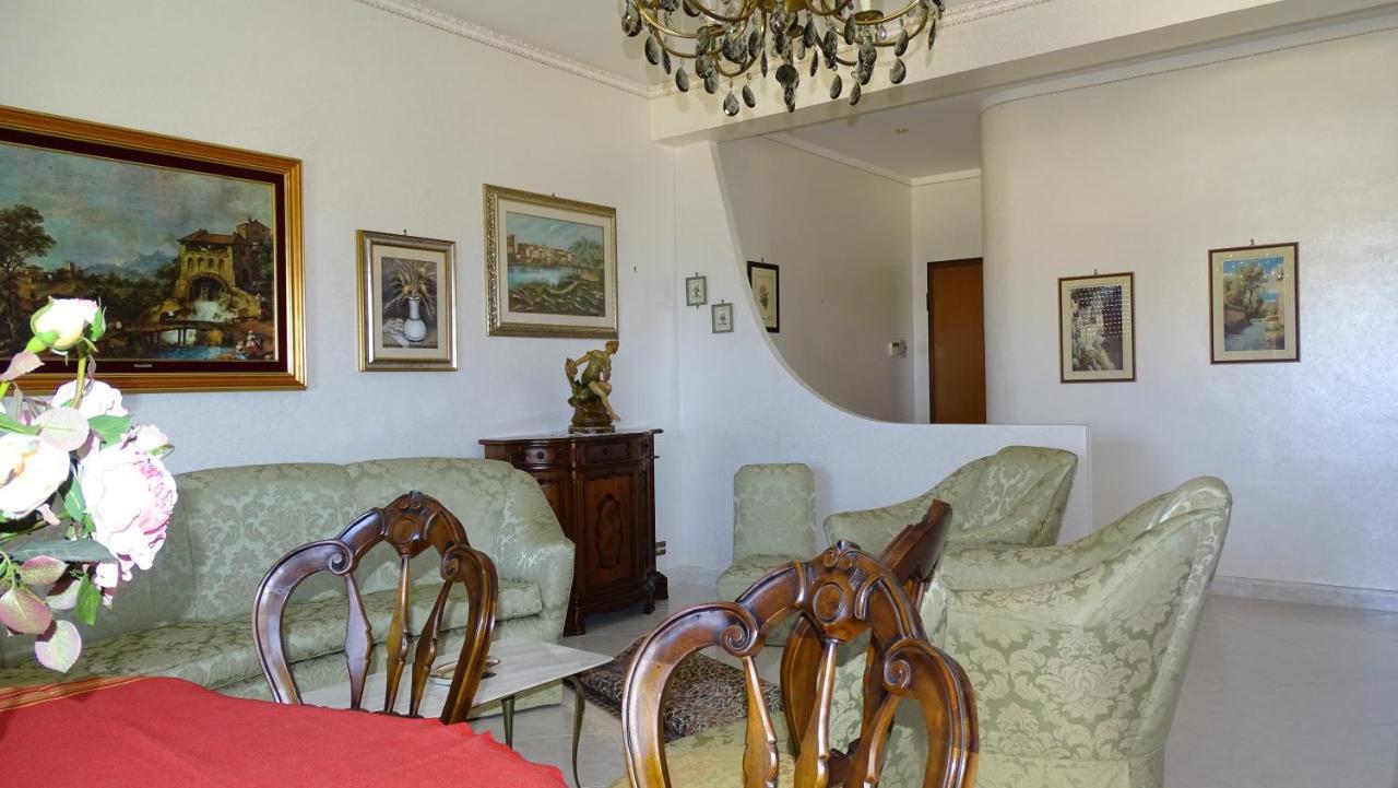Апартаменты Casa Mare Di Ponente Эриче Экстерьер фото